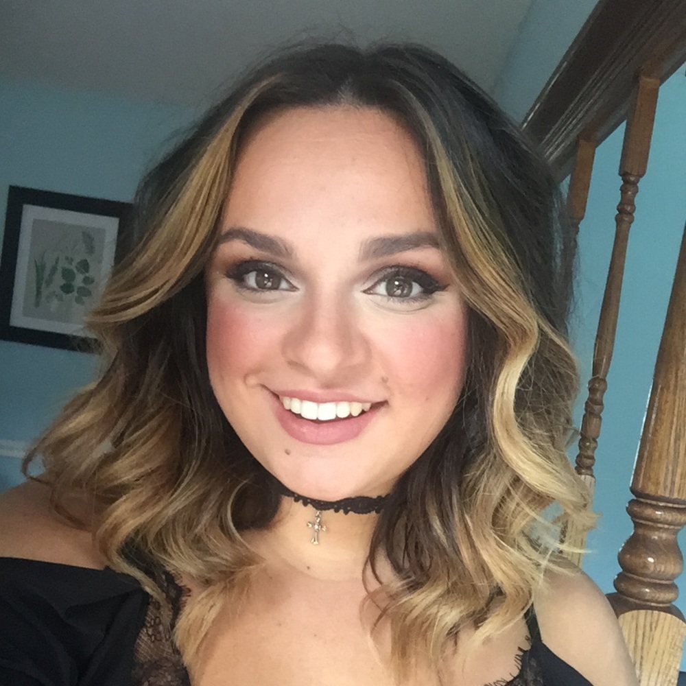 Meet your Posher, Maria